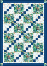 Load image into Gallery viewer, City Lights 3 yard quilt pattern from Fabric Cafe