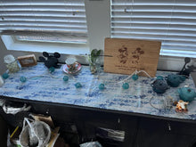 Load image into Gallery viewer, Waterfall and diamonds runner from Kaufman Imperial Collection