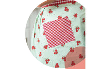 Load image into Gallery viewer, Simple to Sew Aprons Book