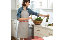 Load image into Gallery viewer, Simple to Sew Aprons Book