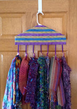 Load image into Gallery viewer, Cut Loose Press Household hang ups pattern