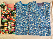 Load image into Gallery viewer, Adult bib with crumb catcher pocket