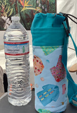 Load image into Gallery viewer, Insulated bottle totes 1.5 liter or 50.7 oz (Large)