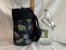 Load image into Gallery viewer, Insulated bottle totes half gallon (Growler)