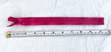 Load image into Gallery viewer, Invisible zippers in 5 colors and 4 lengths
