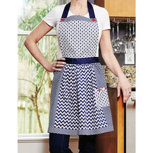 Load image into Gallery viewer, Fabulous Fat Quarter Aprons Book