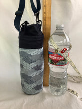 Load image into Gallery viewer, Insulated bottle totes 1.5 liter or 50.7 oz (Large)