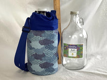 Load image into Gallery viewer, Insulated bottle totes half gallon (Growler)