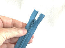 Load image into Gallery viewer, 7 inch #3 zipper YKK