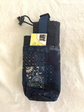 Load image into Gallery viewer, Insulated bottle totes 16-25 oz; half liter to 750 ml (Small)