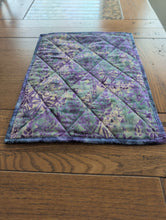 Load image into Gallery viewer, Trivet or potholder extra large