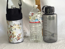 Load image into Gallery viewer, Grey floral squat