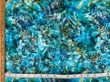 Load image into Gallery viewer, Periwinkle large leaves from Quilting Treasures