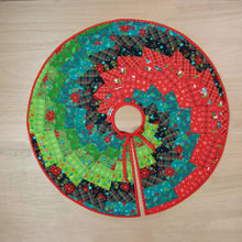 Load image into Gallery viewer, Just add fabric! Tree Skirt Quilt As You Go Pre-Printed Batting
