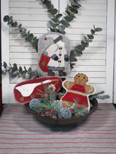 Load image into Gallery viewer, Christmas Do-Ditties Pattern three projects using wool
