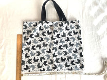 Load image into Gallery viewer, Market tote or reusable gift wrap
