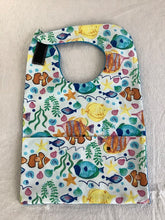 Load image into Gallery viewer, Baby bib with crumb catcher pocket

