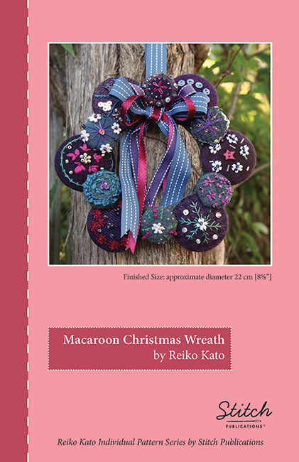 Macaroon Christmas Wreath Pattern