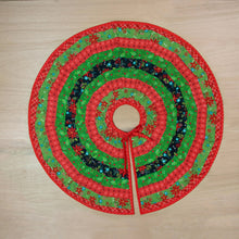 Load image into Gallery viewer, Just add fabric! Tree Skirt Quilt As You Go Pre-Printed Batting
