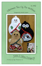 Load image into Gallery viewer, Christmas trio of potholders pattern
