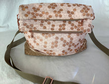 Load image into Gallery viewer, Double Flip Shoulder Bag Pattern and hardware

